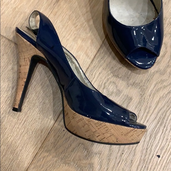 Nine West Navy Heels | Curbside last chance to buy - Picture 10 of 15